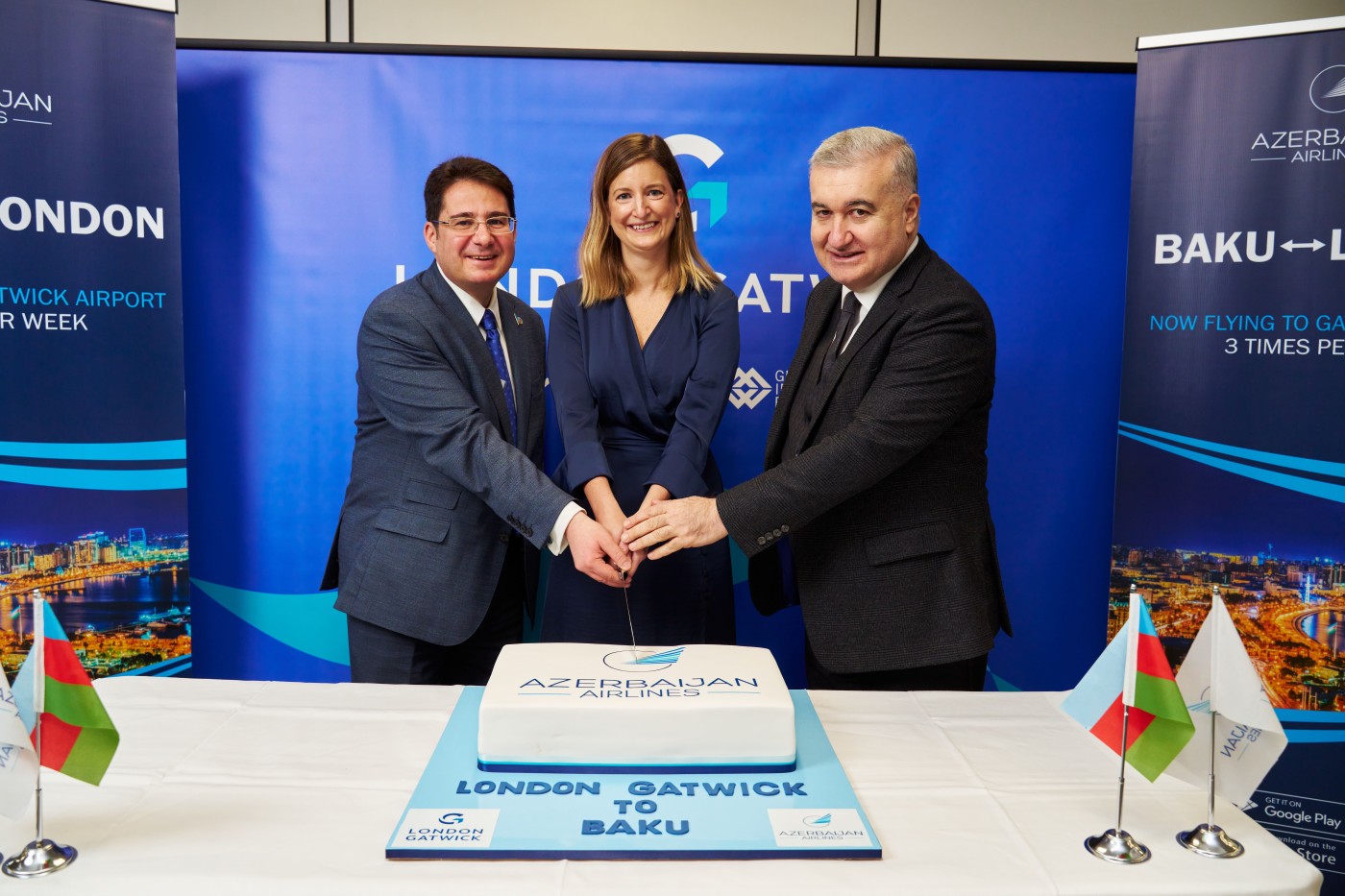 AZAL Londonun daha bir hava limanına uçuşlara başladı - FOTOLAR